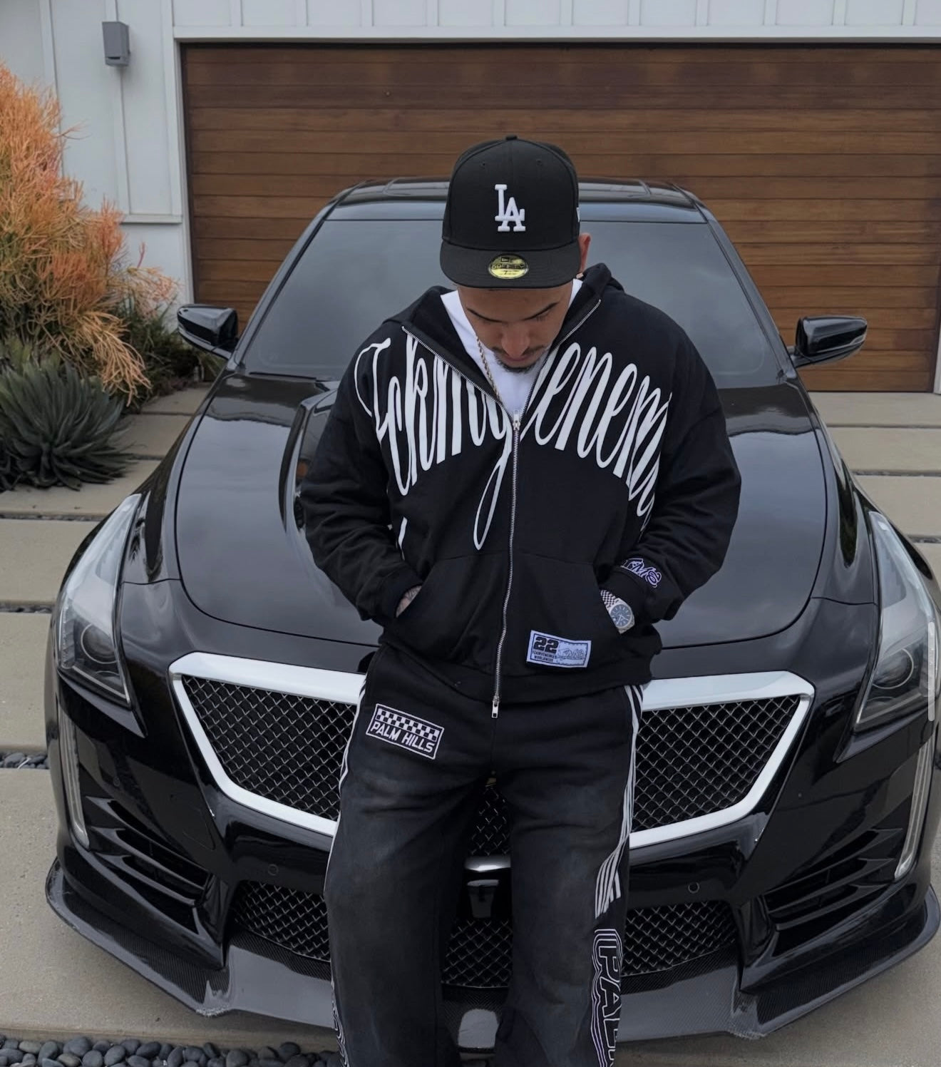 FME Script Zip Up -Black