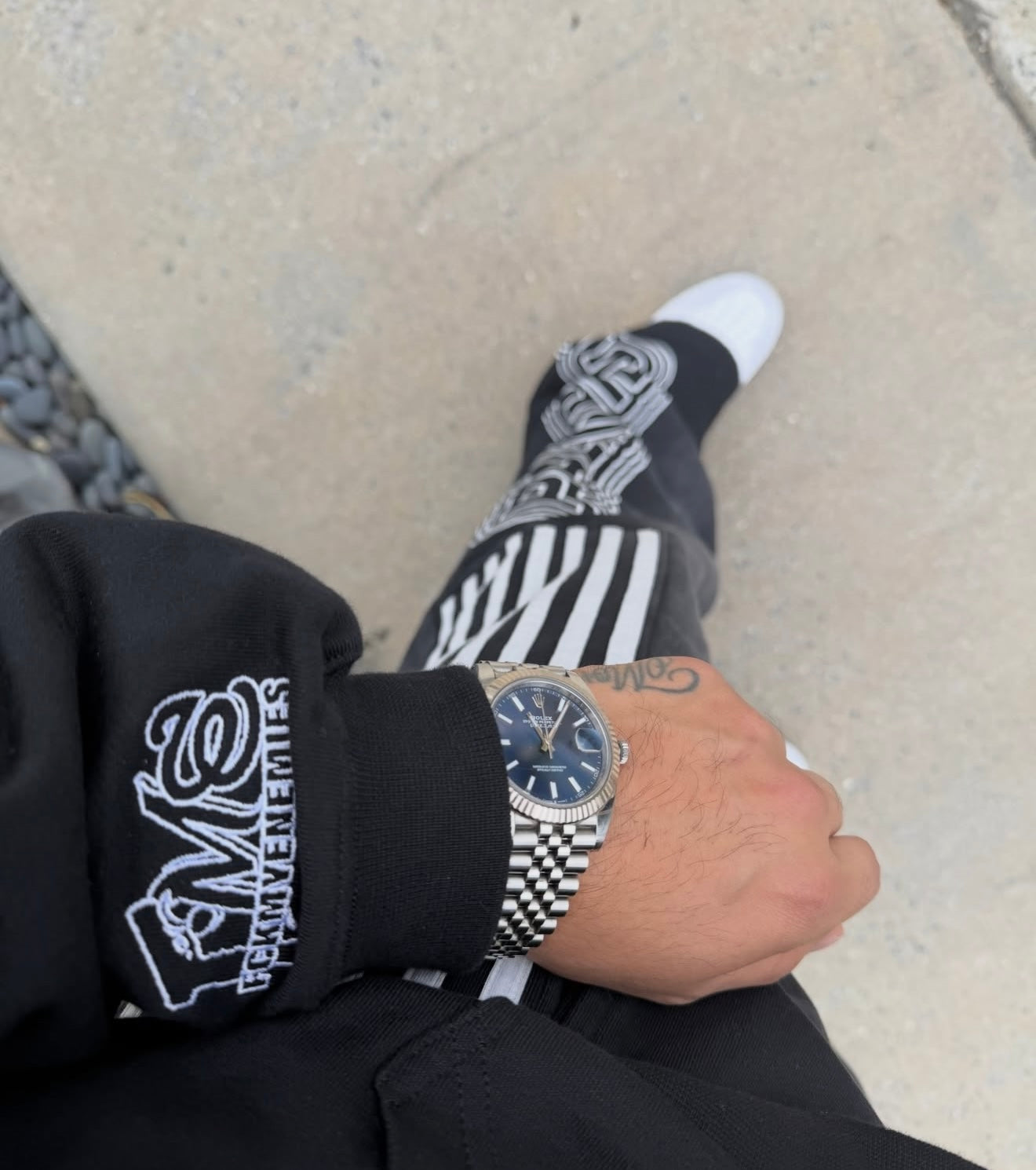 FME Script Zip Up -Black